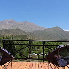 Terraza con vista insuperable de la montaña en Cabañas Vista Montaña